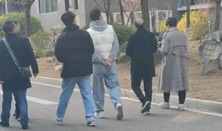 贵州网红吃瓜事件,网络狂欢背后的真相与反思