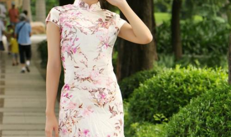 女人物去掉所有服装,女人物去掉服装后的艺术与审美探讨